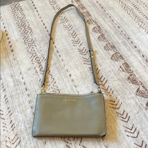 Michael Kors Olive Green Crossbody Bag - Picture 7 of 7